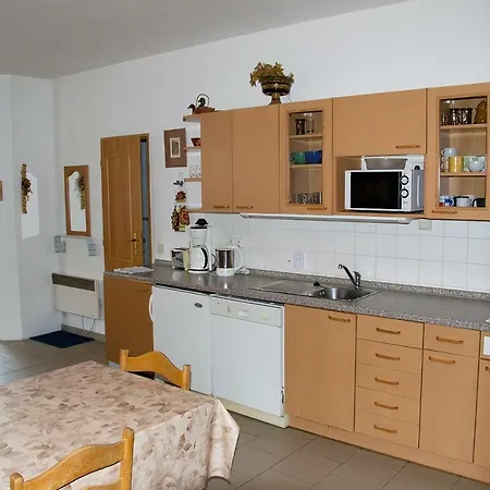 Rokyska Apartment *
